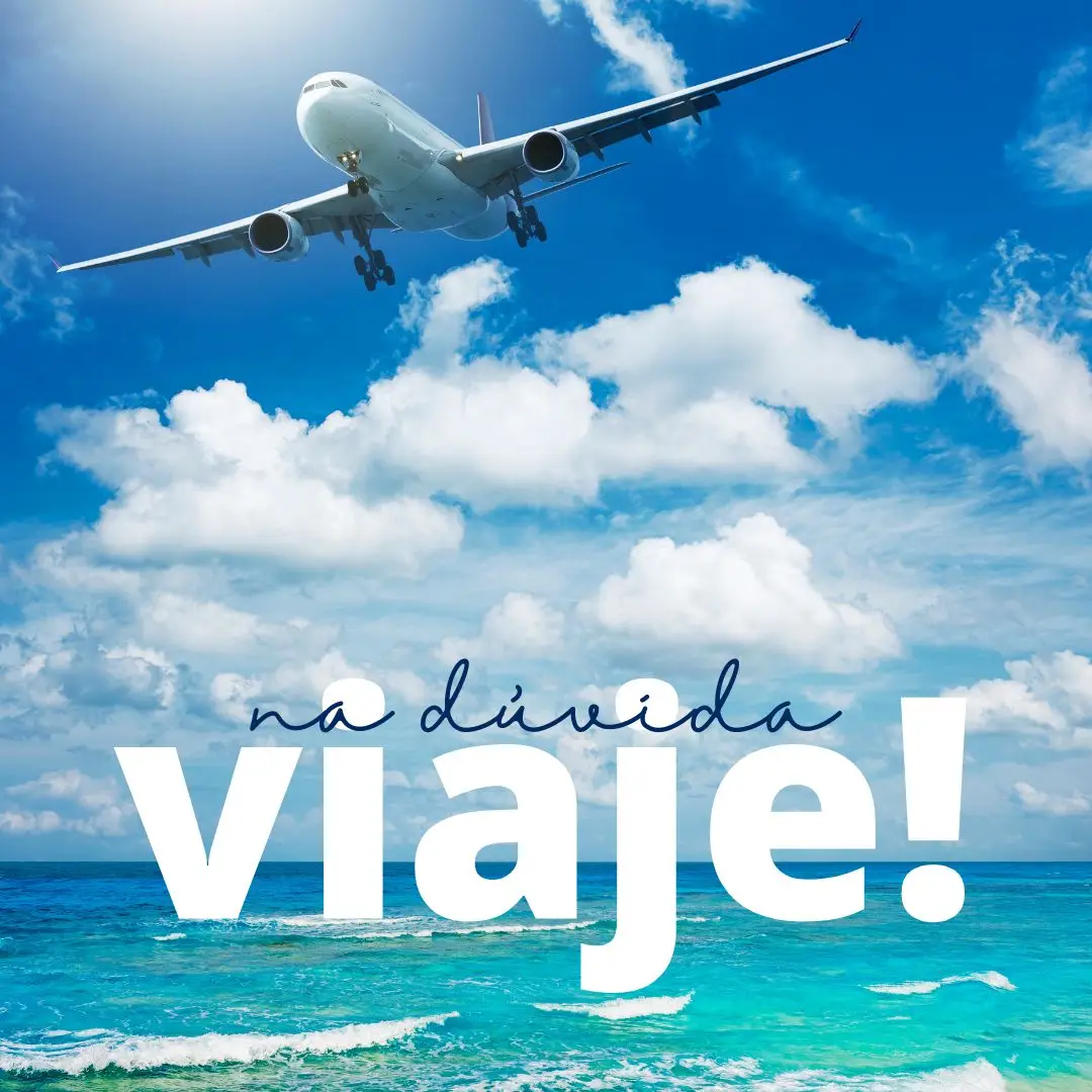 Post do instagram sobre sempre viajar moderno em azul